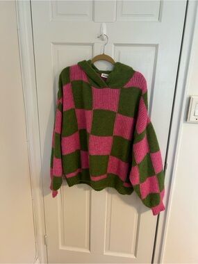 American Vintage Pink and Green Checkerboard Hooded Sweater